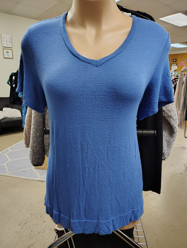 SzXL Adrianna Papel Blue Crinkle Tunic