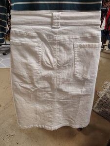 sz24W Cato midi length white denim skirt