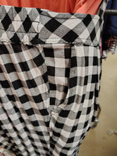 Load image into Gallery viewer, Sz4X Short Torrid plaid overalls