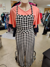 Load image into Gallery viewer, Sz4X Short Torrid plaid overalls