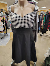 Load image into Gallery viewer, sz26/4X Torrid retro look a-line dress with plaid top