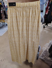 Load image into Gallery viewer, Maurices yellow maxi wrap skirt NWT size XL