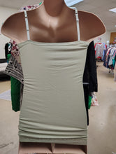 Load image into Gallery viewer, No brand long lace trim tank top XXL