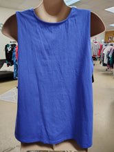 Load image into Gallery viewer, Jessica London blue sleeveless top size 3x