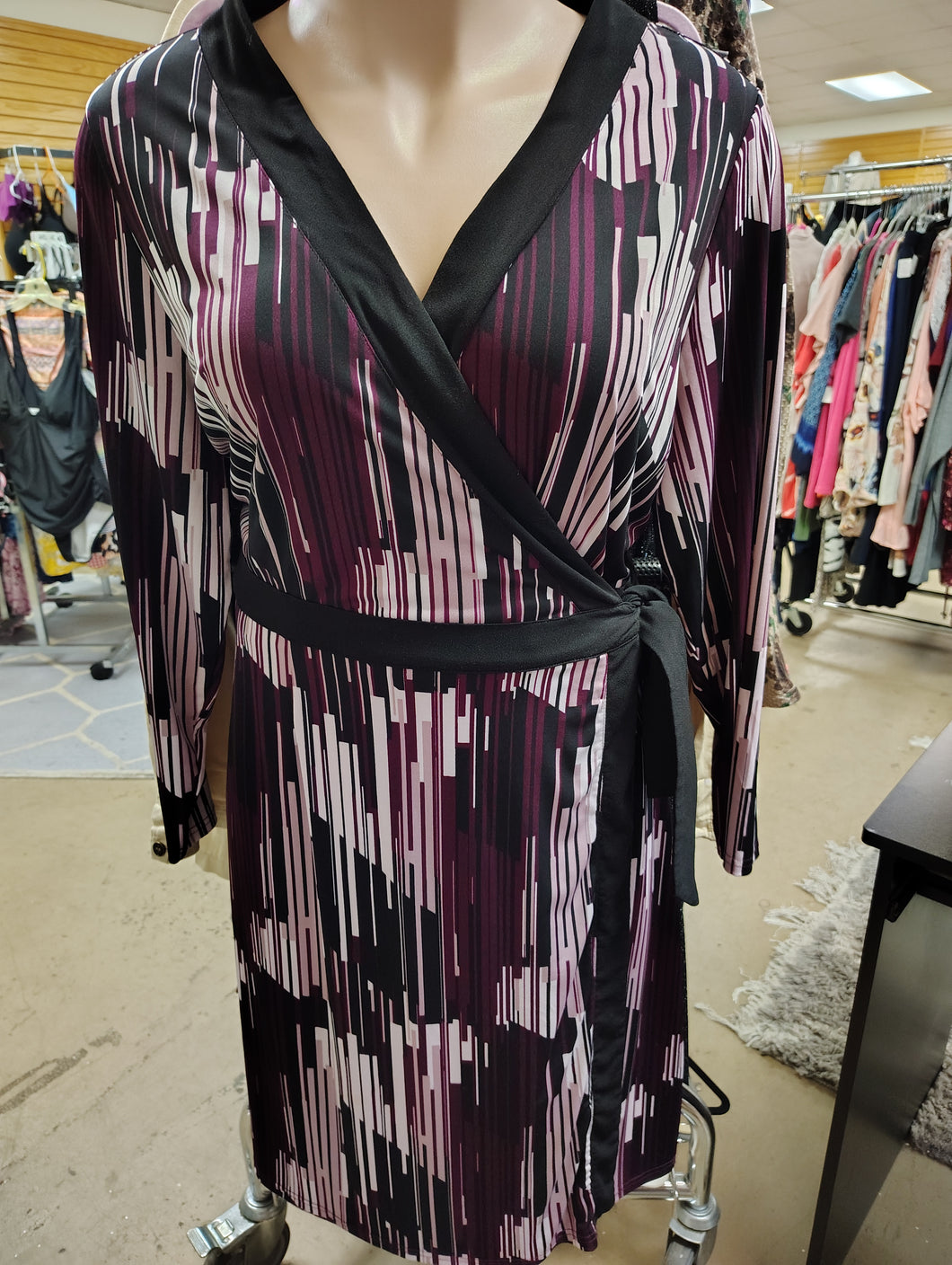 Leota purple black wrap dress size 2x