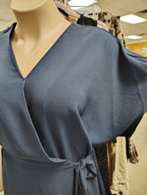 Load image into Gallery viewer, Bobeau navy wrap dress size 2x