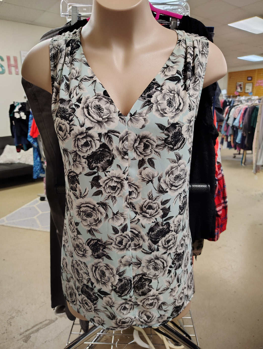 Torrid floral tank top mint size 3x