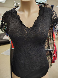 Torrid black lace bodysuit size 4x