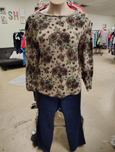 Load image into Gallery viewer, Liberty Lane brown floral thermal top 3x