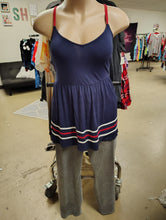 Load image into Gallery viewer, Super Soft knit Torrid tunic tank top 4x