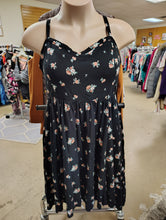 Load image into Gallery viewer, Torrid black floral dress size 3x with pockets!