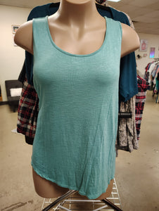 Maurices blue tank top with caged back size 2x