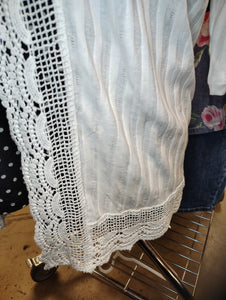 Roaman's white lace trim cardigan size 3x