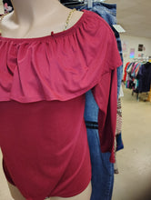 Load image into Gallery viewer, Top Fashion of NY cold shoulder ruffle top 3x