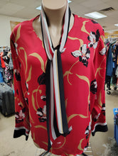 Load image into Gallery viewer, Liz Claiborne Career floral top with scarf size 4x