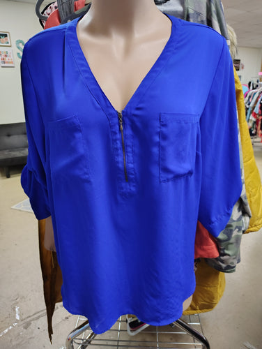 Torrid blue Harper blouse size 4x