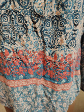 Load image into Gallery viewer, Cato paisley blouse top size 18/20 2x