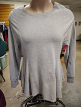 Load image into Gallery viewer, Nikki &amp; Alex gray flared bottom sweatshirt size 2x