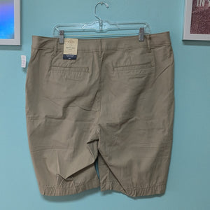 NWT Sz18W St John's Bay Khaki Bermuda Shorts