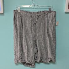 Load image into Gallery viewer, Sz12 &quot;2&quot; Chico&#39;s Grey Linen Short