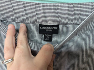 Sz1X Liz Claiborne Grey Stripe Pull On Capri