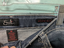 Load image into Gallery viewer, Earl sz14 Distressed Pocket Denim