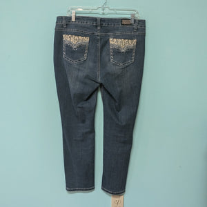 Earl sz14 Distressed Pocket Denim