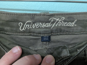 Universal Threads sz14 Camo Skinny Denim