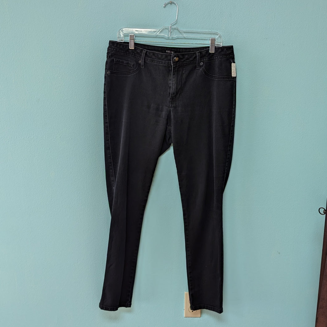 sz14 Roz & Ali Black Jeggings