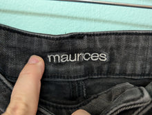 Load image into Gallery viewer, szXL Maurices Black Jeggings