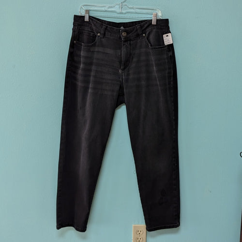 sz14 St John's Bay Black Girlfriend Denim