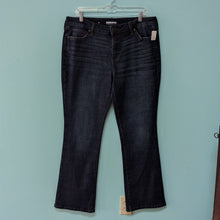 Load image into Gallery viewer, Sonoma sz16 Boot Cut Denim