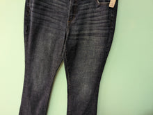 Load image into Gallery viewer, Sonoma sz16 Boot Cut Denim