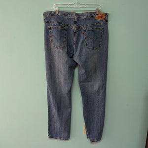 Levi's Straight Leg sz16 Light Wash