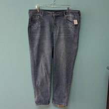 Load image into Gallery viewer, Westport Signature Fit sz16W Crop