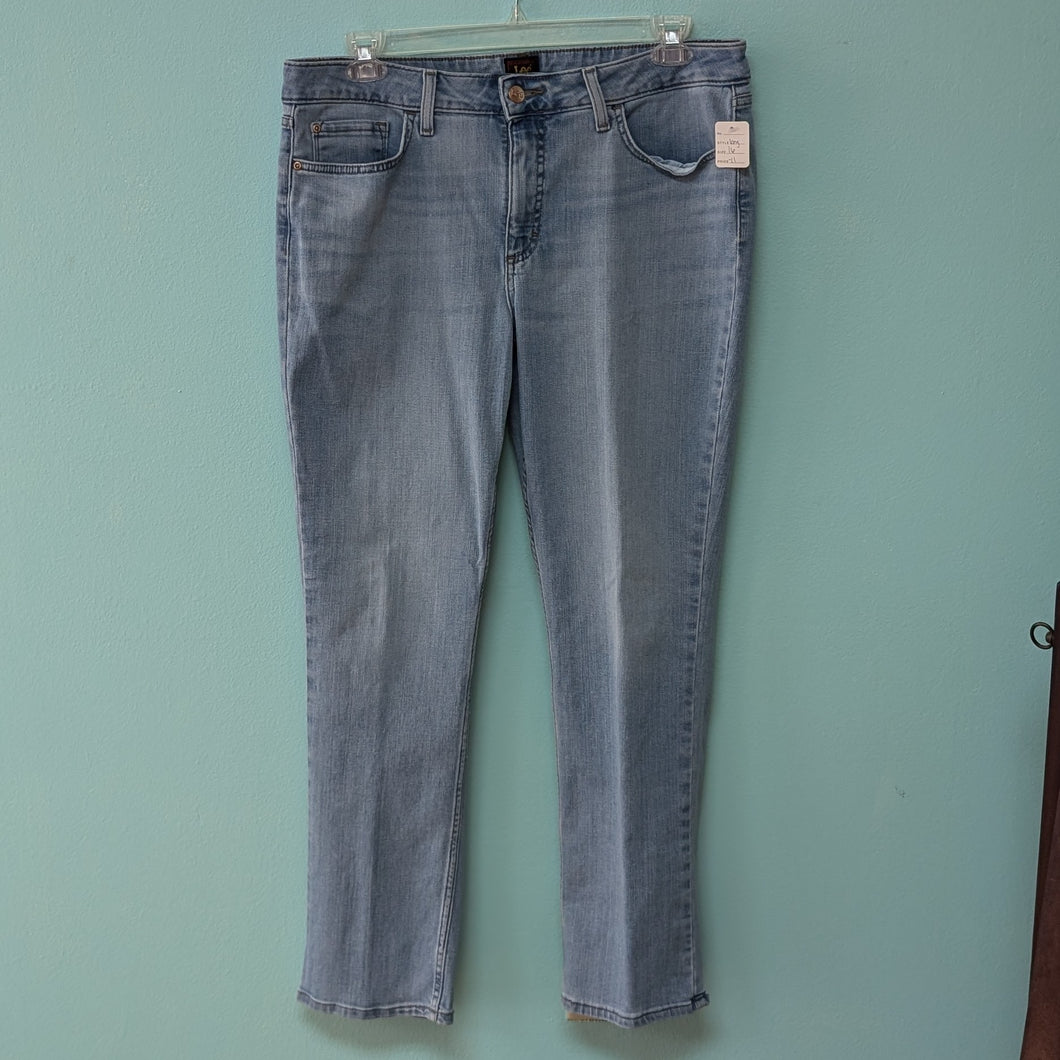 Lee Sz16 Long Light Wash Boot Cut Denim