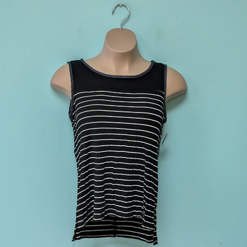 XL Black Stripe Button Back Tank