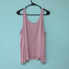 Load image into Gallery viewer, 1X Jessy B Mauve Asymmetrical Ruffle Tank