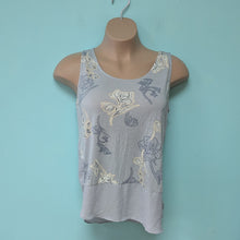 Load image into Gallery viewer, 0X Maurice&#39;s Blue Grey Floral Tank