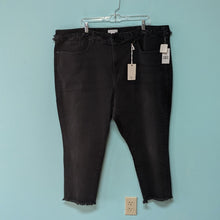 Load image into Gallery viewer, Sz22 Good American NWT Black Skinny Denim