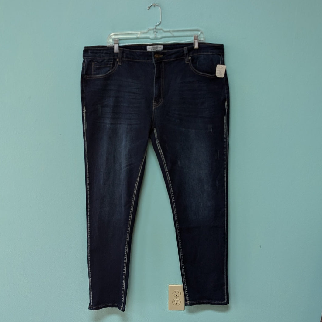 Sz3X Chic Soul Slightly Distressed Skinny Denim