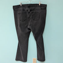 Load image into Gallery viewer, Sz22 Old Navy Black Kicker Boot Cut