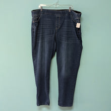 Load image into Gallery viewer, Sz22W Croft &amp; Barrow Jeggings