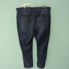 Load image into Gallery viewer, Sz22W Croft &amp; Barrow Jeggings