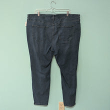 Load image into Gallery viewer, Sz22W Sonoma Skinny Denim