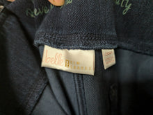 Load image into Gallery viewer, Sz24W Petite Belle Black Skinny Denim