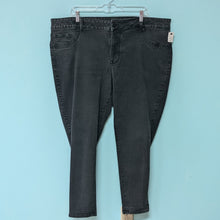 Load image into Gallery viewer, Sz24 Maurices Black Skinny Denim