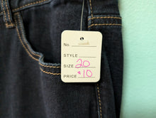 Load image into Gallery viewer, Sz20 Lane Bryant Midrise Boot Cut