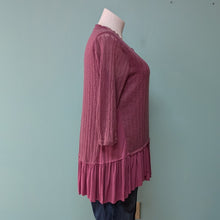 Load image into Gallery viewer, SzXL Mauve Ruffle Bottom Tunic Indigo Threads Co