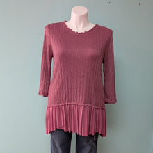 Load image into Gallery viewer, SzXL Mauve Ruffle Bottom Tunic Indigo Threads Co